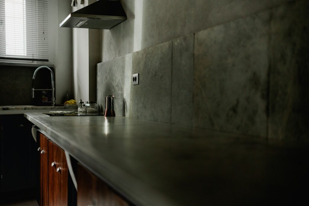 Belfast Sink Installation: Reinforcing UK Kitchen Cabinets