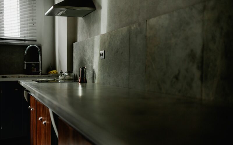 Belfast Sink Installation: Reinforcing UK Kitchen Cabinets