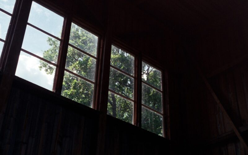 Sash Window Draught Proofing: Traditional Methods vs Modern Solutions