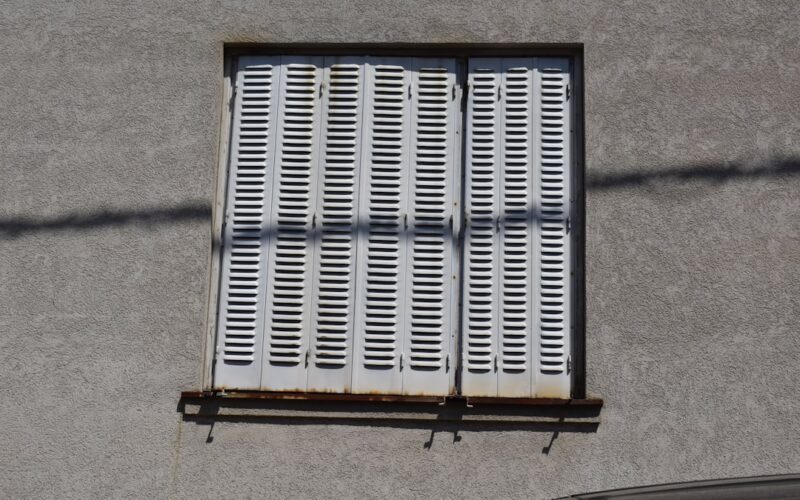 Portable AC Units vs Split Systems for UK Flats: Energy Costs