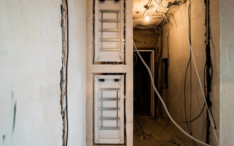 R32 Refrigerant Regulations: UK Air Conditioning Compliance