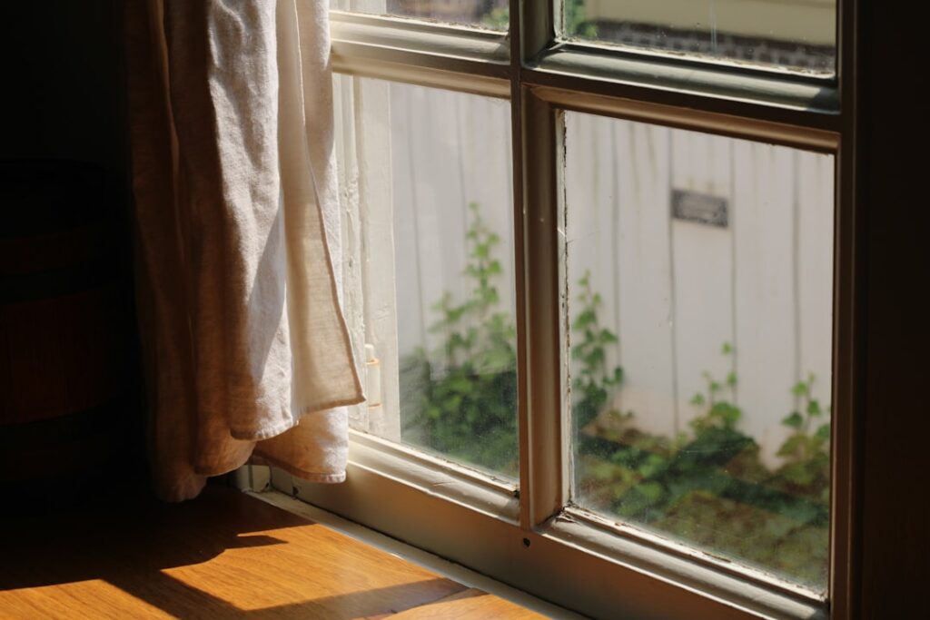 Reach and Wash Systems: Cleaning UK Conservation Area Windows