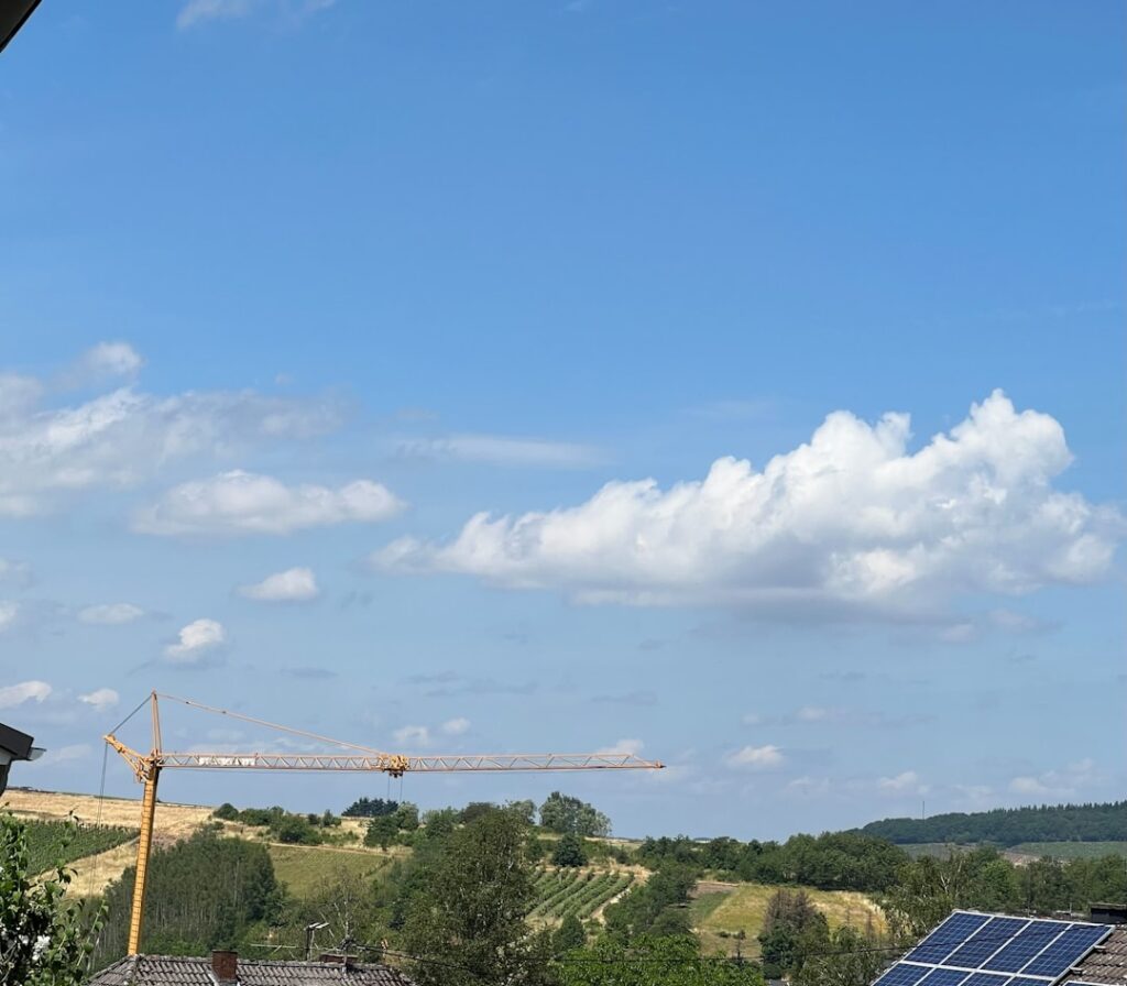 Battery Storage Systems: Maximising Feed-in Tariff Returns