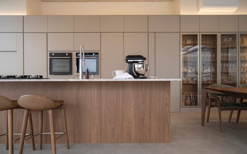 Belfast Sink Installation in Modern Fitted Kitchens