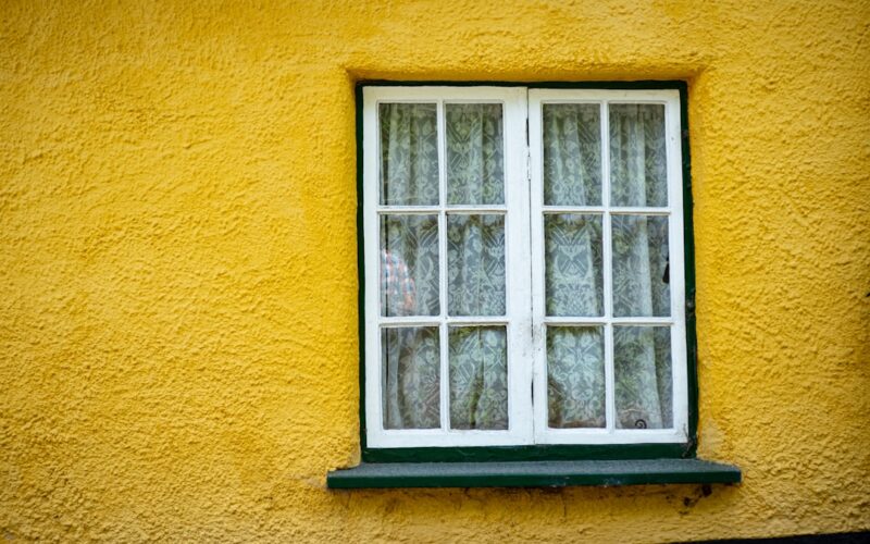 Conservatory Glass Cleaning: Seasonal Maintenance Plans