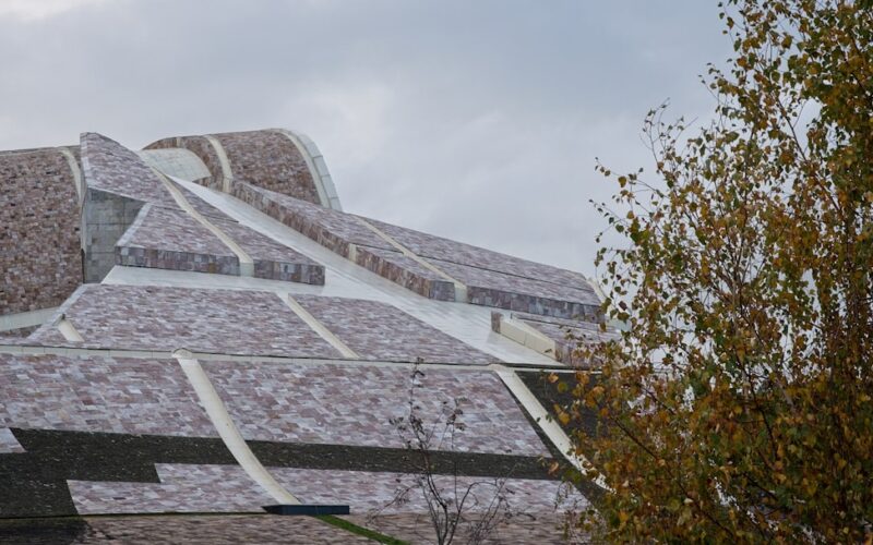Battery Storage Options for Feed-in Tariff Systems