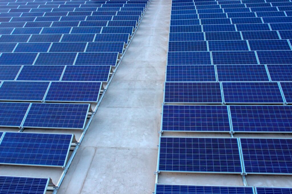 Battery Storage Systems for Off-Peak Energy Usage