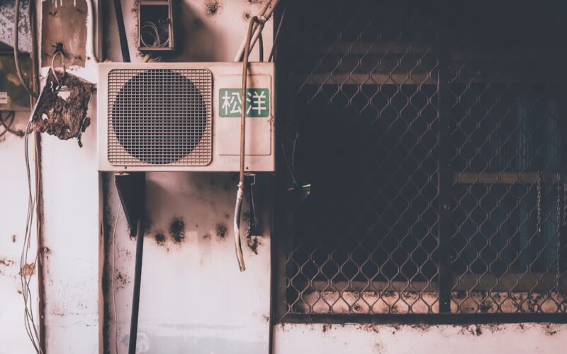 Portable AC Units vs Split Systems: UK Summer Solutions