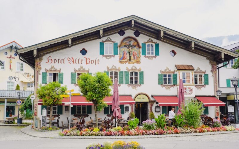 Lime Wash vs Modern Paint: Period Property Exteriors