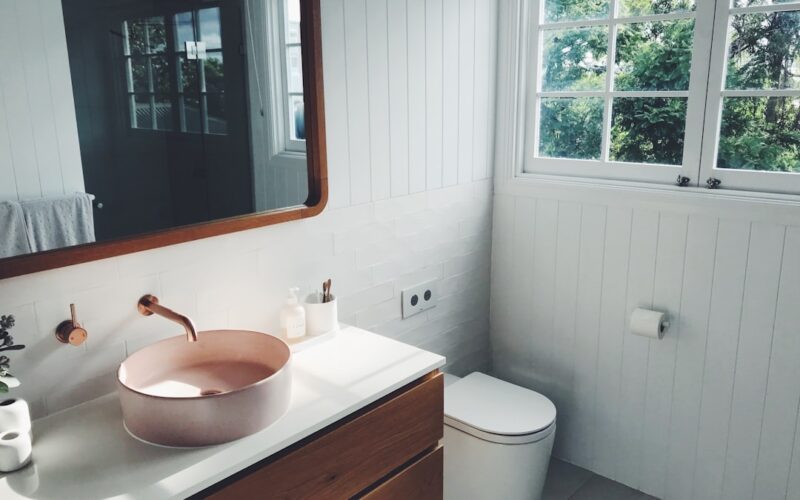 Shower Tray Replacement in Listed Buildings: Compliance Guide