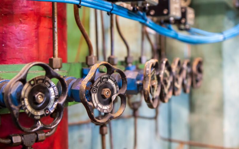 Magnetic Filter Cleaning: Extending Radiator Lifespan