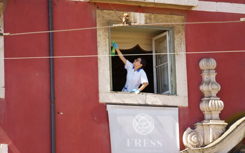 Georgian Sash Window Restoration: Glazing Bar Repairs