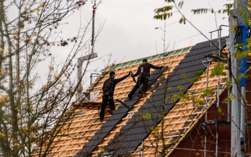 Fibreglass Flat Roof Installation: OSG Topcoat Selection