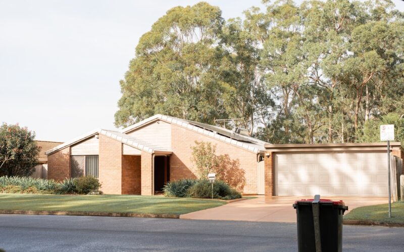 Resin Bound vs Tarmac: SuDS Compliance for Front Gardens