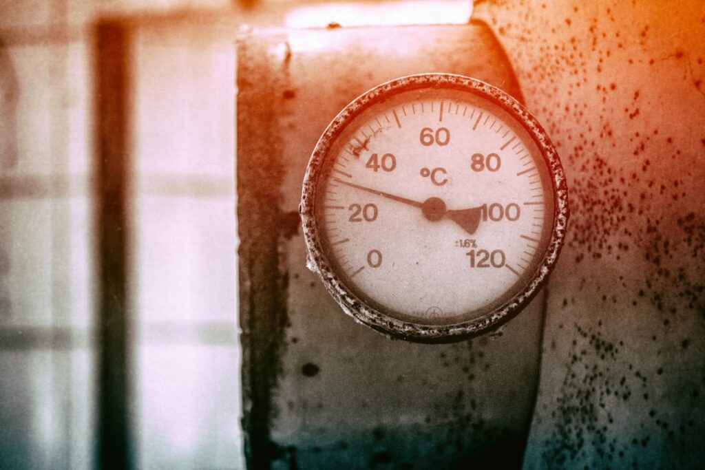 Heat Pump Defrost Cycles: Optimising Winter Performance